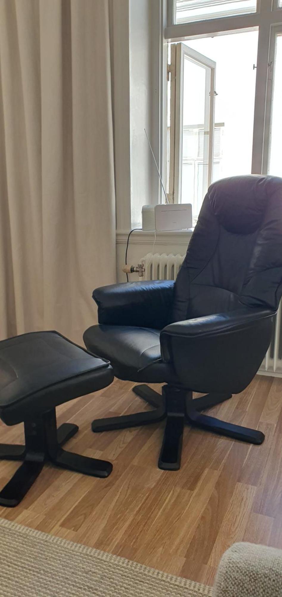 Centrum Laegenhet Skovde Bagian luar foto