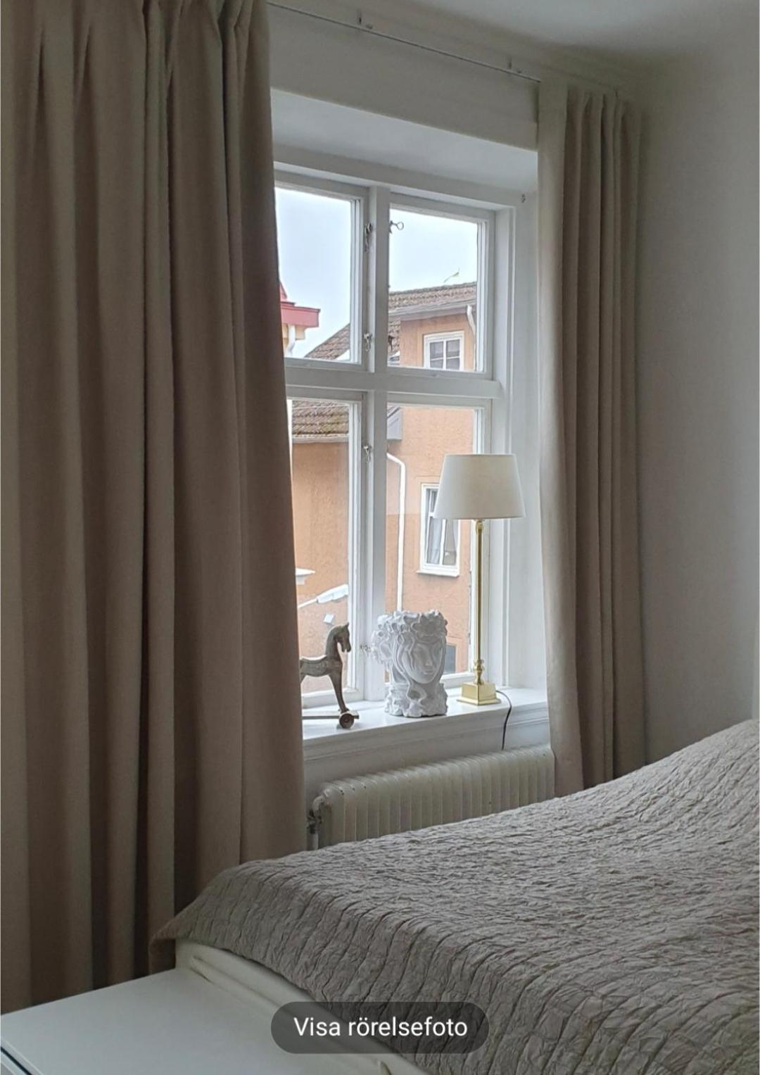 Centrum Laegenhet Skovde Bagian luar foto